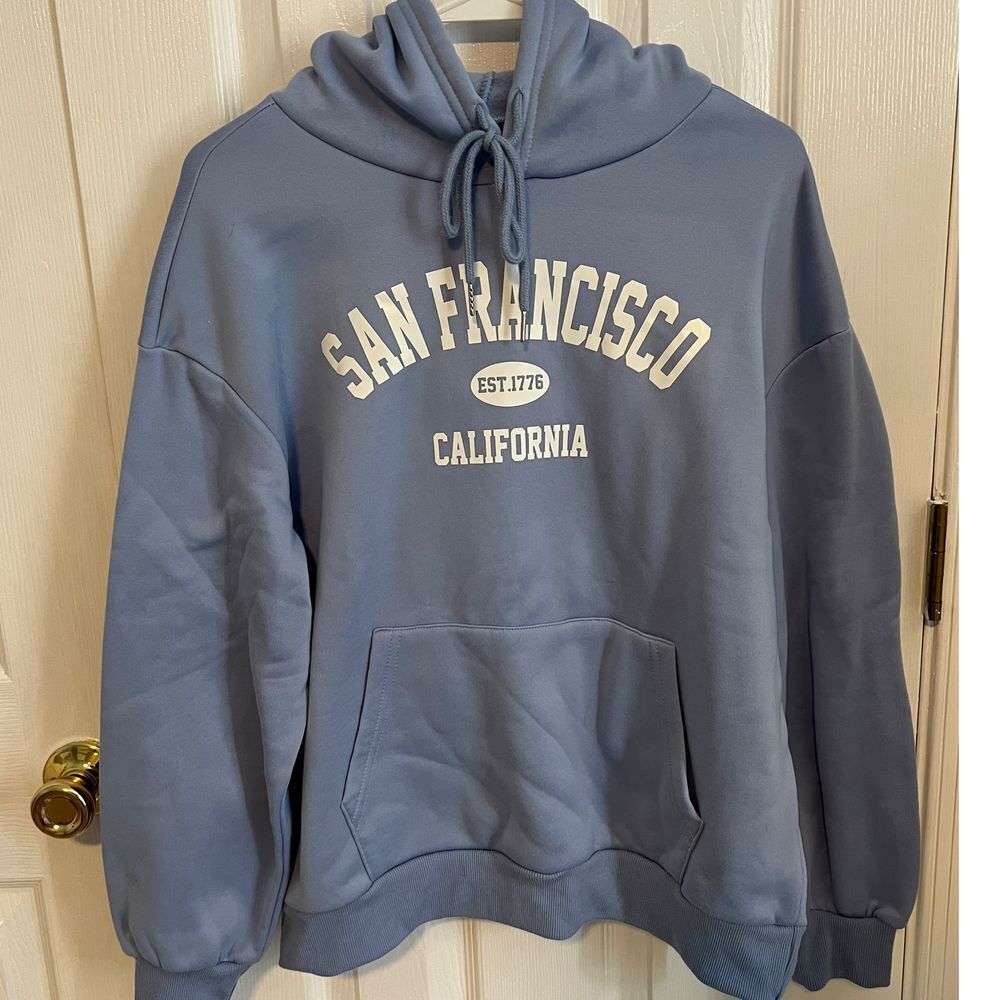 SHEIN Womens Medium San‎ Francisco Blue Polyester Graphic Thermal Lined Hoodie